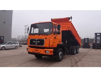 Camion benne MAN 25.422 (STEEL SUSPENSION / 6 CYLINDER ENGINE WITH MANUAL PUMP): photos 1