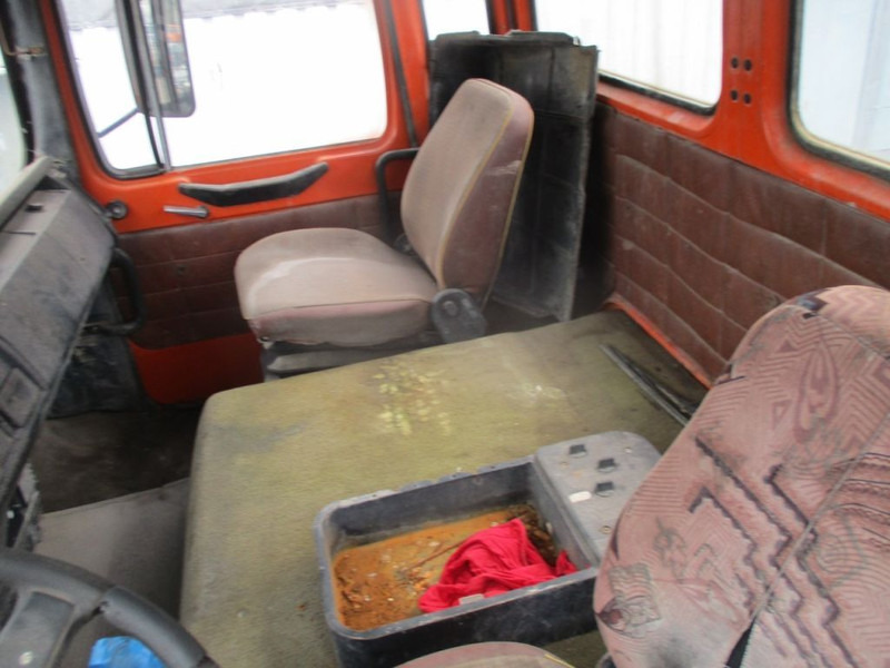 Châssis cabine MAN 32-281 , 8x4 , 6 Cylinder , Spring Suspension: photos 8