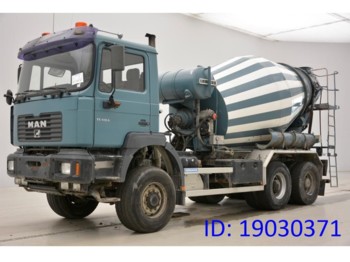 Camion MAN FE410A - 6x6