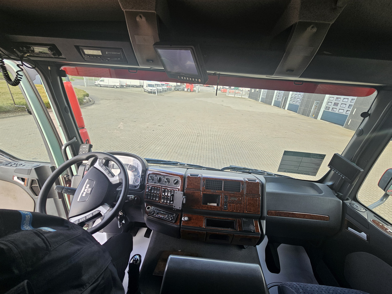 Camion porte-conteneur/ Caisse mobile MAN TGA 26.430 6x2-4 Hydrodrive: photos 6