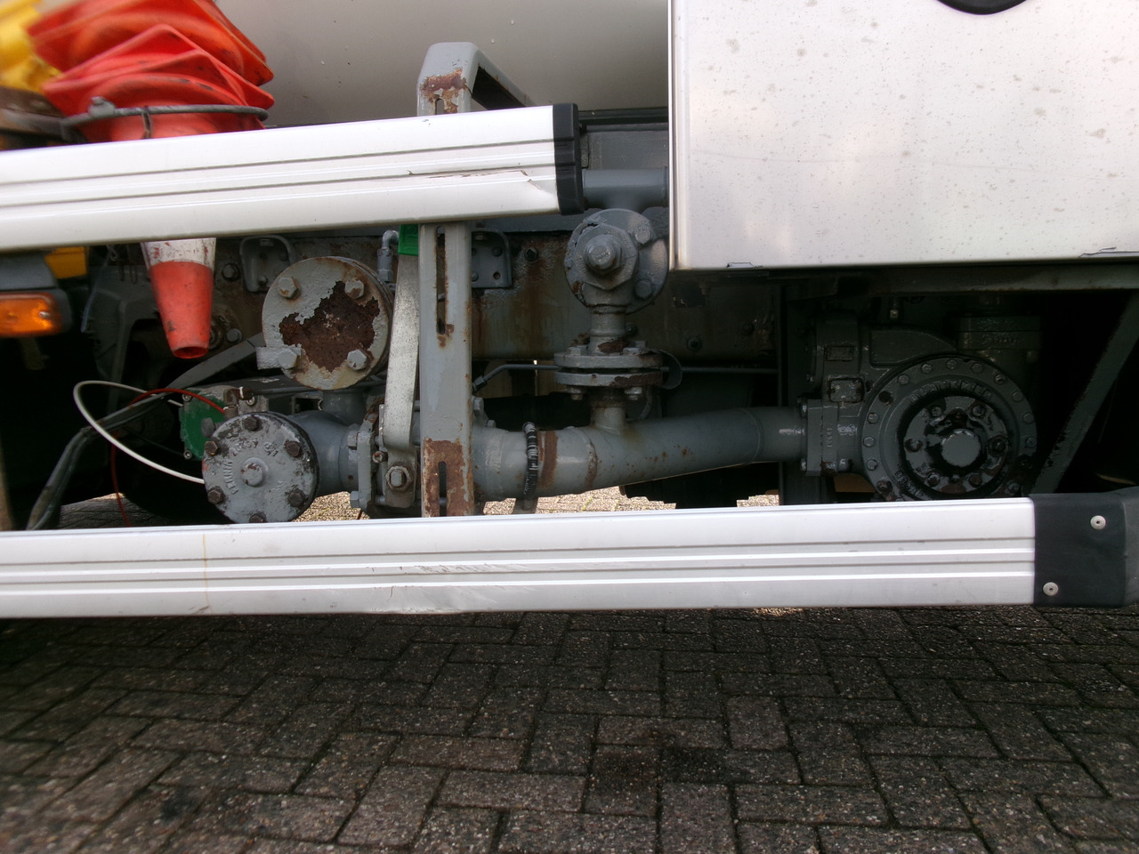Camion citerne pour transport de gaz Renault Midlum dci 4x2 gas tank 14.9 m3: photos 7