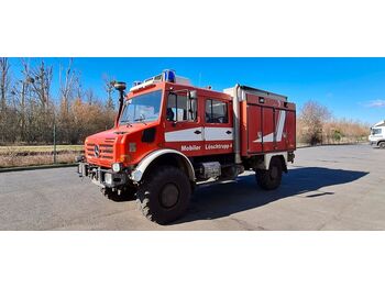Camion citerne Unimog U4000 TLF Feuerwehr DOKA 4x4 Löschfahrzeug: photos 1