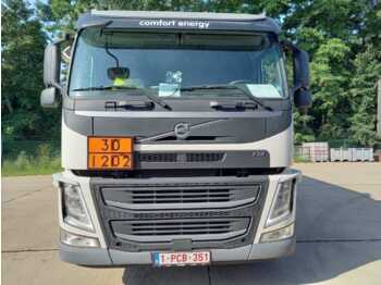 Camion citerne Volvo FM: photos 5