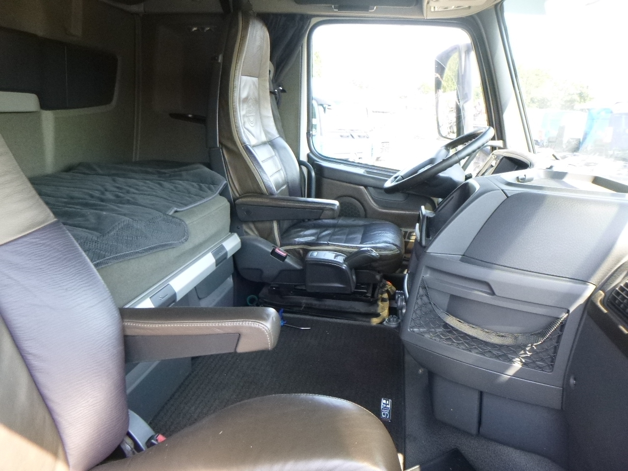 Châssis cabine Volvo FM16 600 6x4 Euro 5 chassis + Retarder: photos 17
