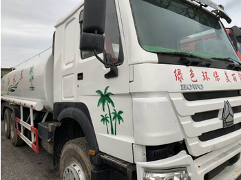 Camion citerne sinotruk Sinotruk water tank truck: photos 1