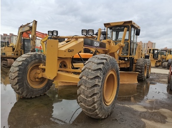 Niveleuse CATERPILLAR 120H