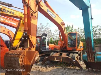 Pelle sur pneus DOOSAN