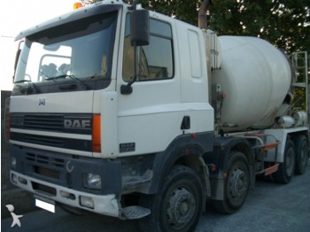 Daf 85 CF 430 - Camion malaxeur