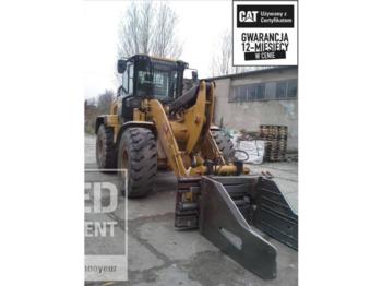 Chargeuse sur pneus CATERPILLAR 926M