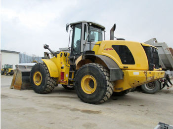 Chargeuse sur pneus NEW HOLLAND W 270B