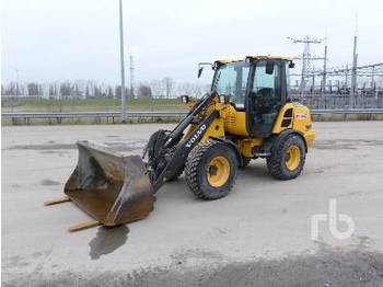 Chargeuse sur pneus VOLVO L25F-P