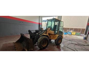 Chargeuse sur pneus Volvo L 30 B