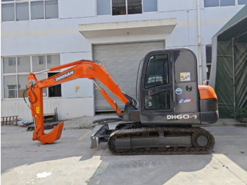 Mini pelle Doosan DH60 tracked excavators: photos 1
