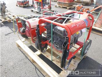Groupe électrogène SDMO + Pramac 3kVA Petrol Generator (2 of)