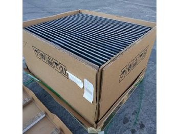 Groupe électrogène Unused Abound Solar 60Watt Solar Panels (2 Pallets, 100 of)