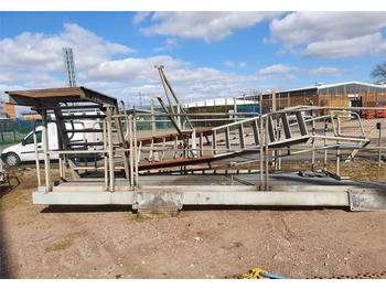 Grue à tour Multidocker CH65