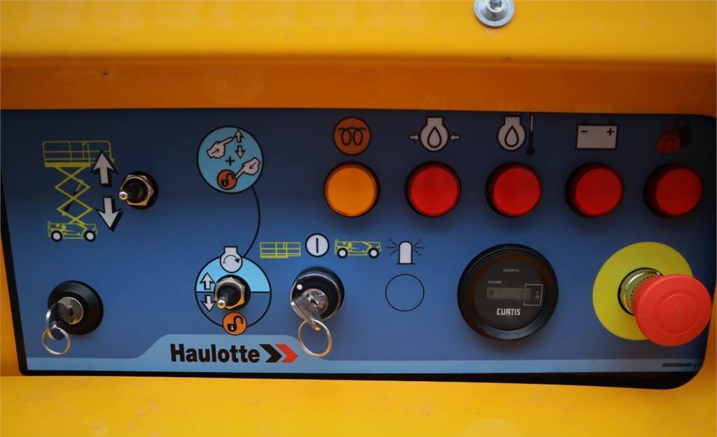 Crédit-bail Haulotte COMPACT 12DX Valid Inspection, *Guarantee! Diesel,  Haulotte COMPACT 12DX Valid Inspection, *Guarantee! Diesel,: photos 3