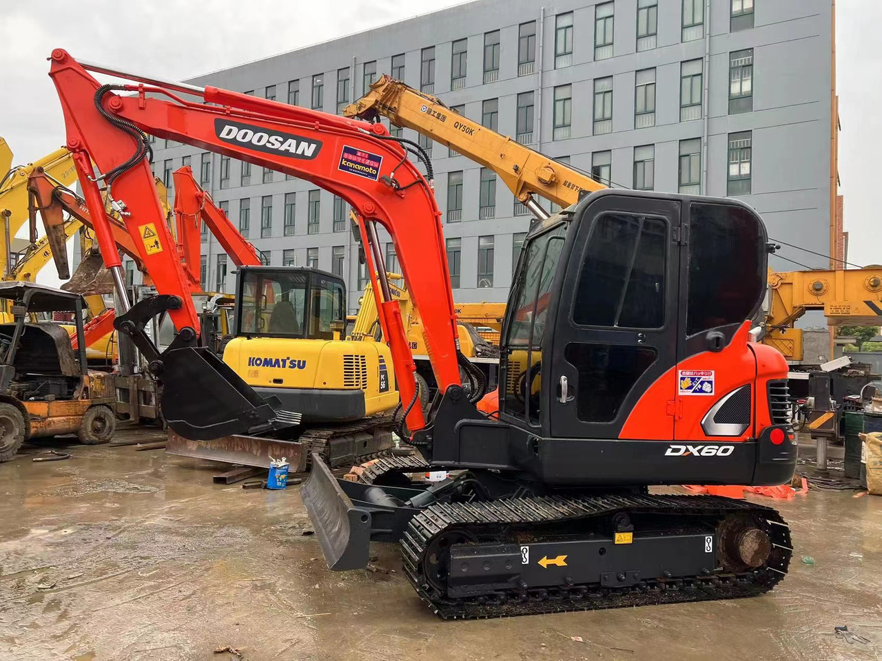 Pelle sur chenille High quality DOOSAN used excavator DX60 strong power hot selling !!!: photos 5