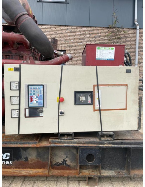 Groupe électrogène Iveco 8210 DRI 26 Marelli 300 kVA generatorset: photos 8