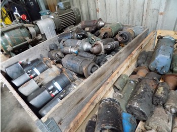 Engins de chantier Mercedes-Benz daf etc. starters
