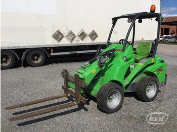  Avant 420 Compact Loader with telescopic boom and equipment - Mini chargeuse