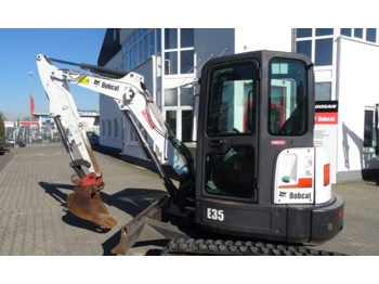 Mini pelle Bobcat E35