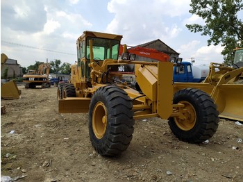 Niveleuse CATERPILLAR 140G