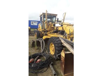 Niveleuse CATERPILLAR 140H