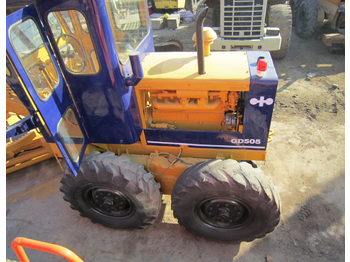 Niveleuse KOMATSU GD505