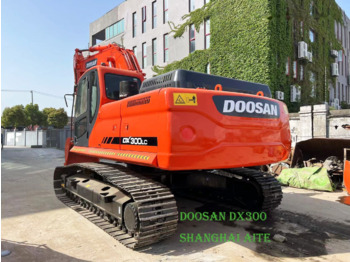 Doosan DX300 - Pelle sur chenille