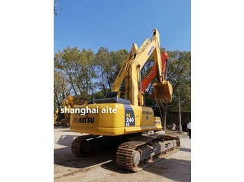 Pelle sur chenille KOMATSU pc240lc