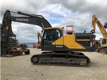 Pelle sur chenille VOLVO EC 250E NL