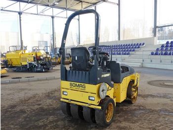 Pelle sur pneus BOMAG BW 125 AC-4