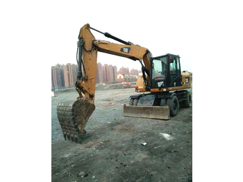 Pelle sur pneus CATERPILLAR M315D