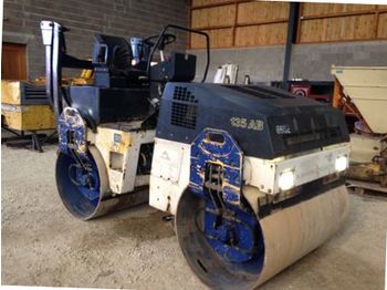 Rouleau compresseur Bomag BW 135 AD