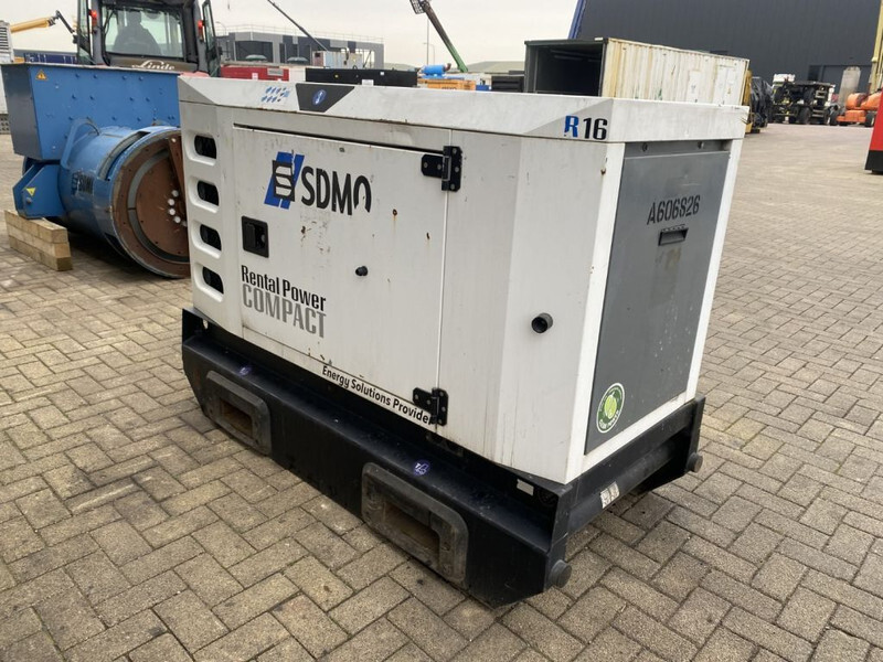 Groupe électrogène SDMO R16 Mitsubishi Leroy Somer 16 kVA Silent Rental generatorset: photos 12