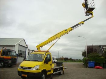 Сamion avec nacelle Iveco IVEC0 35S12 TECHIO 17 METER