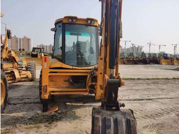 Tractopelle JCB 4CX