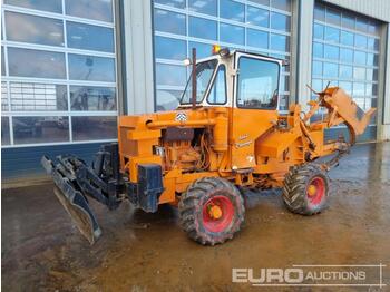 Trancheuse Vermeer M-475