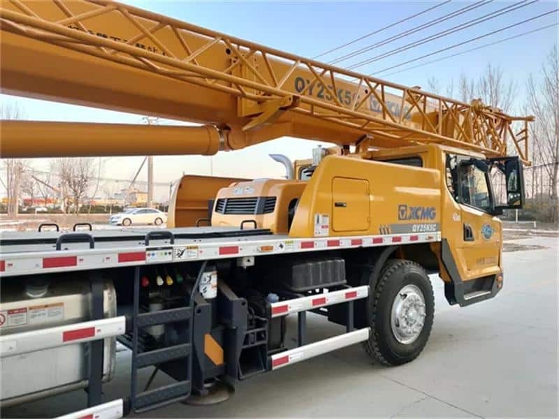 Grue mobile XCMG OEM Manufacturer QY25K5C 25 Ton Used Cranes  In Dubai: photos 6