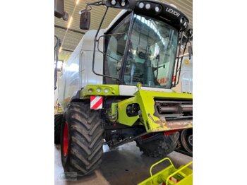 Moissonneuse-batteuse CLAAS Lexion 620: photos 1