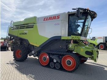 Claas Lexion 750 TT GPS - Moissonneuse-batteuse: photos 1