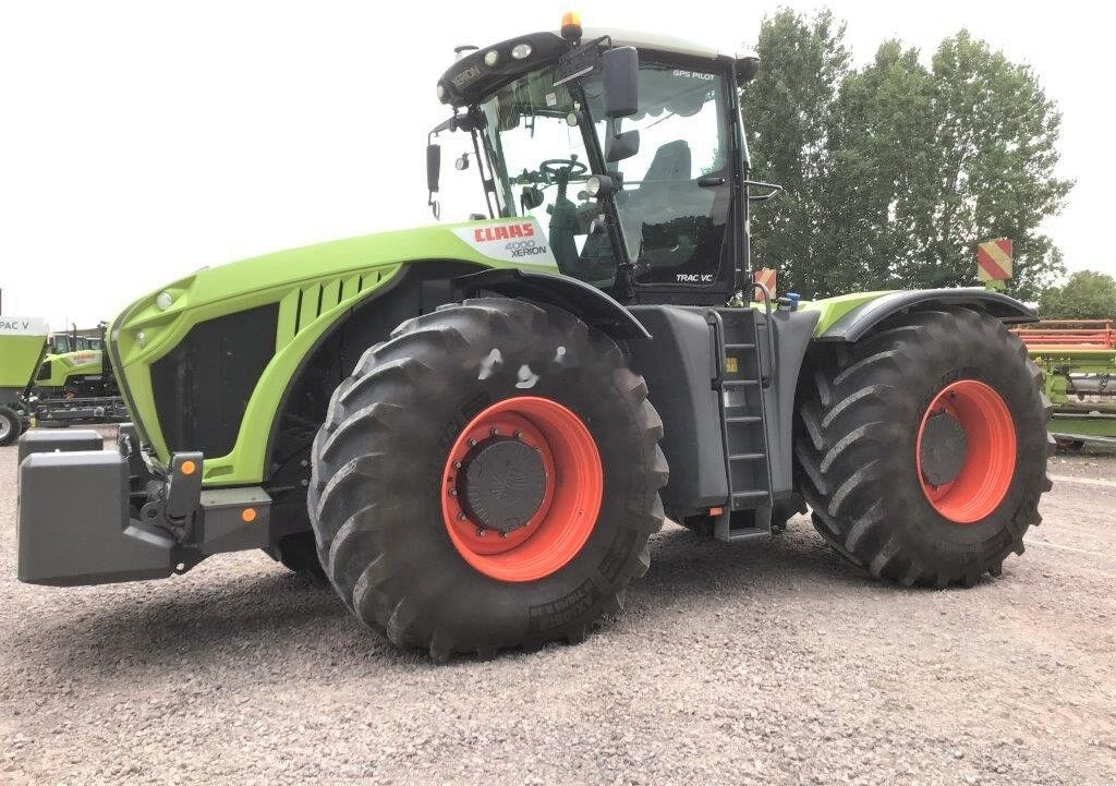 Tracteur agricole Claas XERION 4000 TRAC VC: photos 4