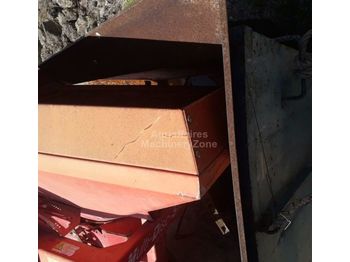 Distributeur d'engrais Kuhn MDS 701