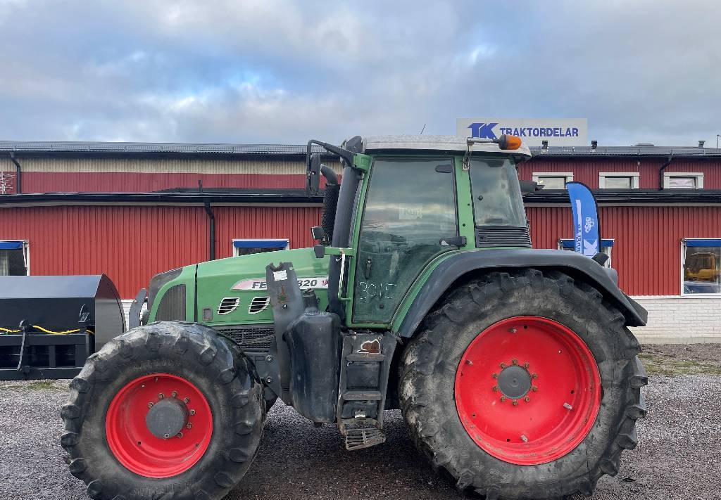 Tracteur agricole Fendt 820 Dismantled: only spare parts: photos 4
