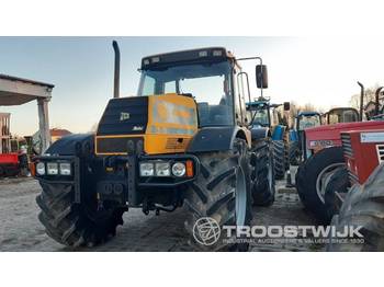 Tracteur agricole JCB Fastrak 155-30: photos 1
