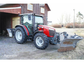 Tracteur agricole Massey Ferguson MF 4707 with sand spreader and folding plough: photos 2