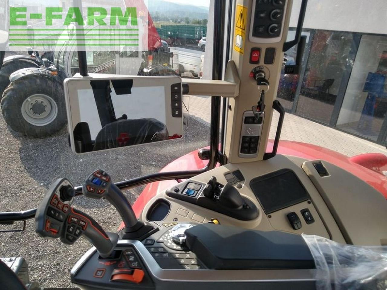 Tracteur agricole Massey Ferguson mf 6s.155 dyna-vt exclusive: photos 7