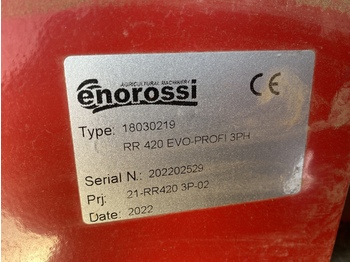 Matériel de fenaison Enorossi 420