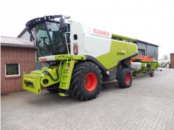 Moissonneuse-batteuse Claas LEXION 740